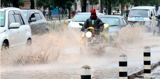 Step up waste disposal to tame urban floods